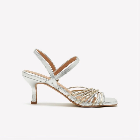 Extrawide width metallic strappy kitten heal sandal faux leather gold/silver NWT - Picture 3 of 6